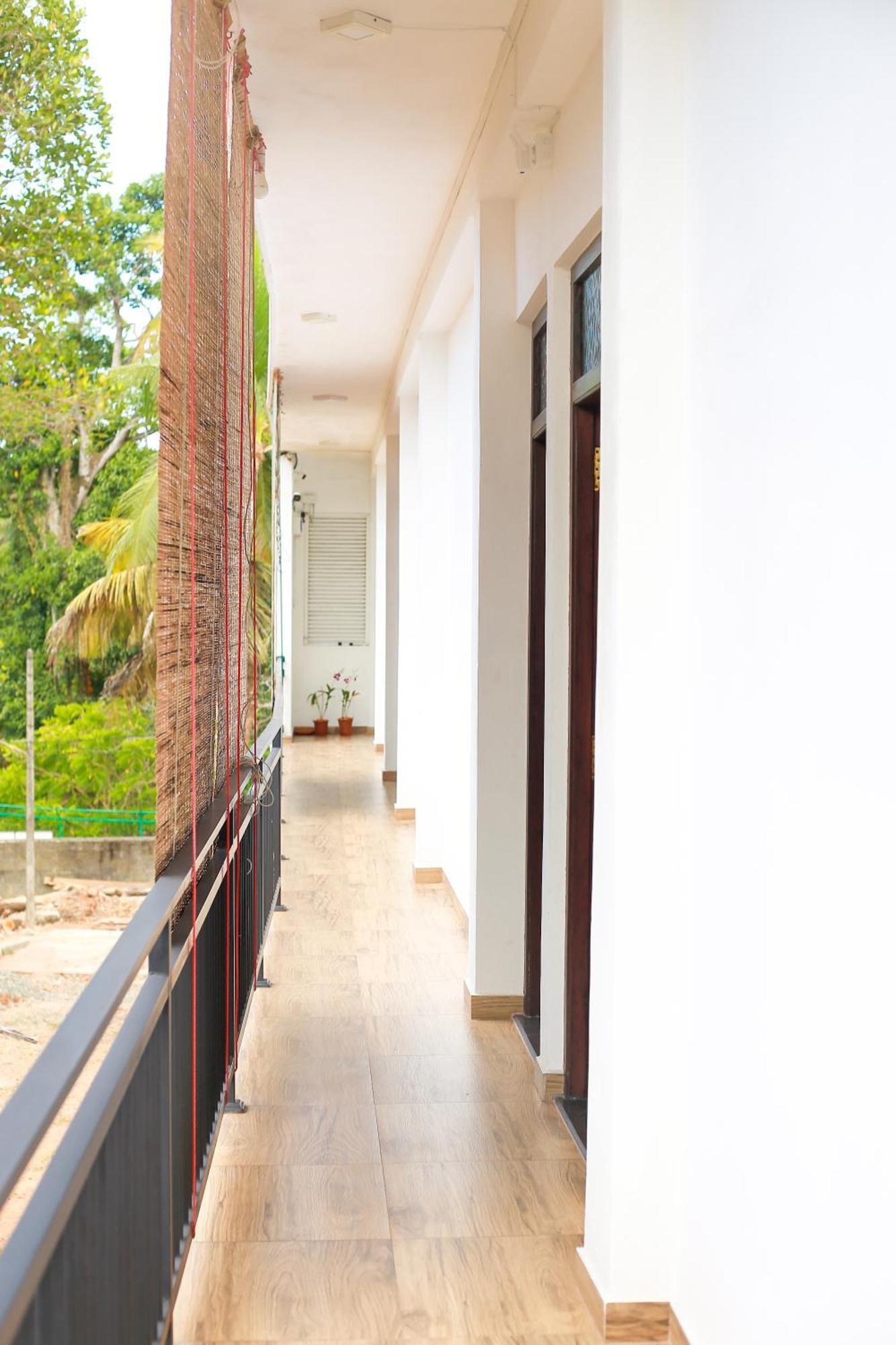 The Blue Haze Weligama Hotel Bagian luar foto